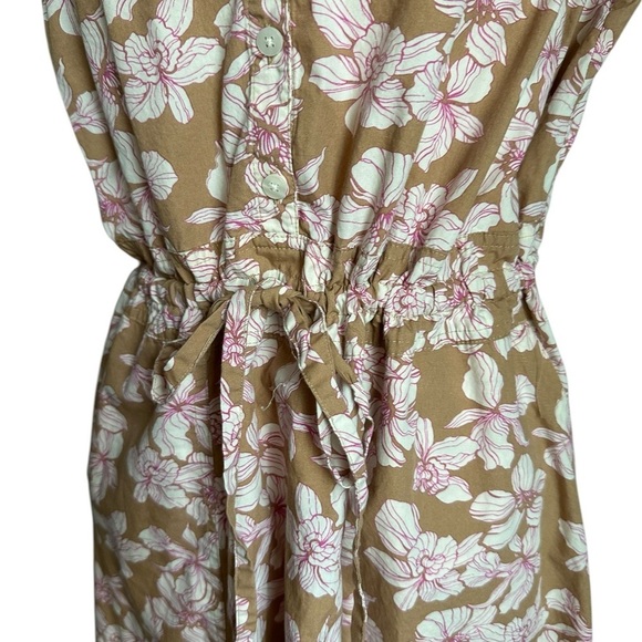 GAP Women MIDI HANKERCHIEF HEM DRESS Floral  multicolor Size L Petite - Picture 17 of 17